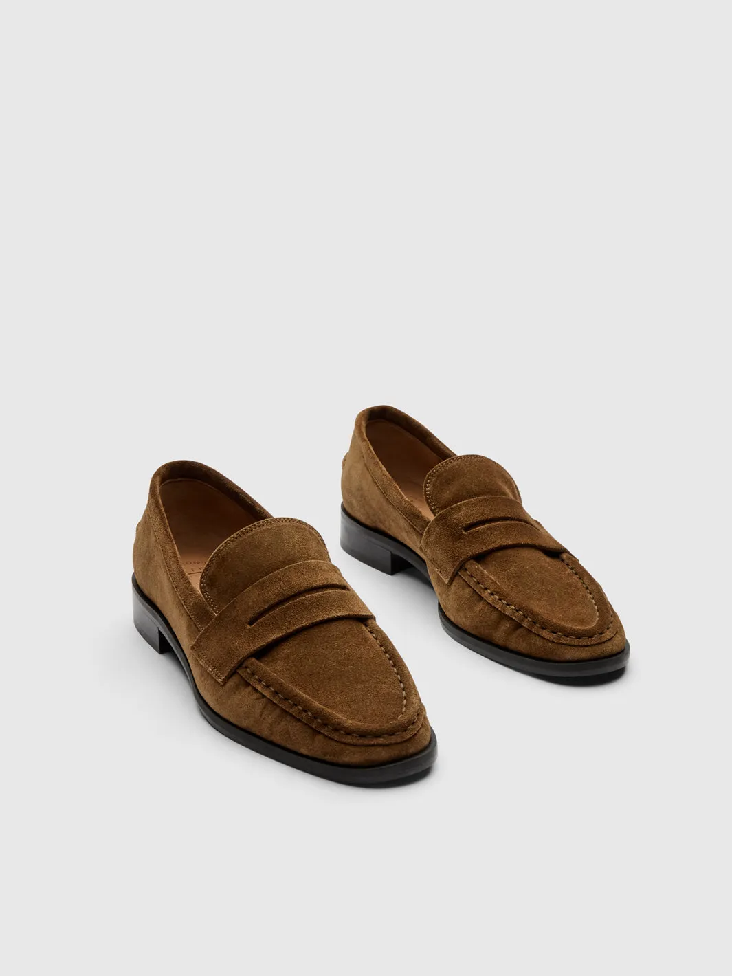 Airola Cannella Suede Loafers