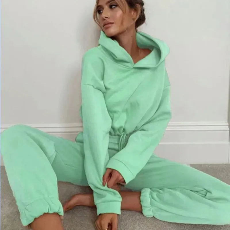Anna Kort Trainingspak – Modebewust En Comfortabel