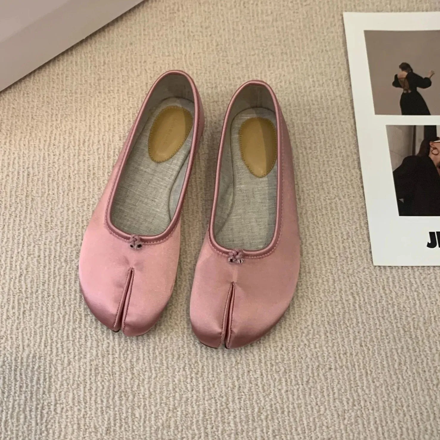 Ballerina Split Toe Silk Flats