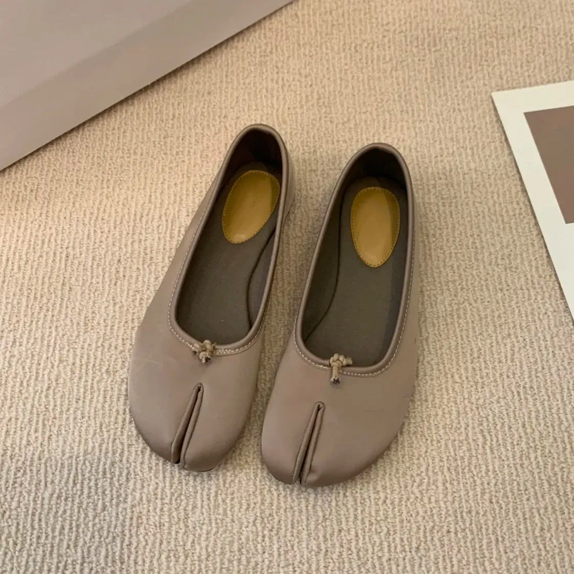 Ballerina Split Toe Silk Flats