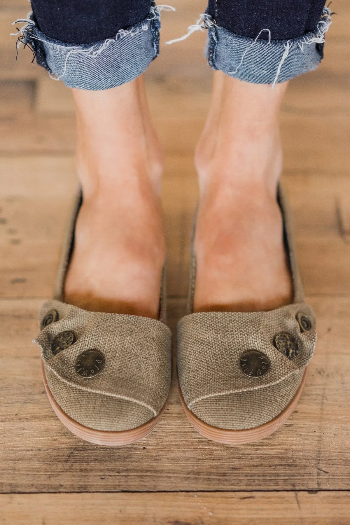 Blowfish Gayls Flats ~ Cocoa
