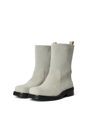 DELAWARE suede boots