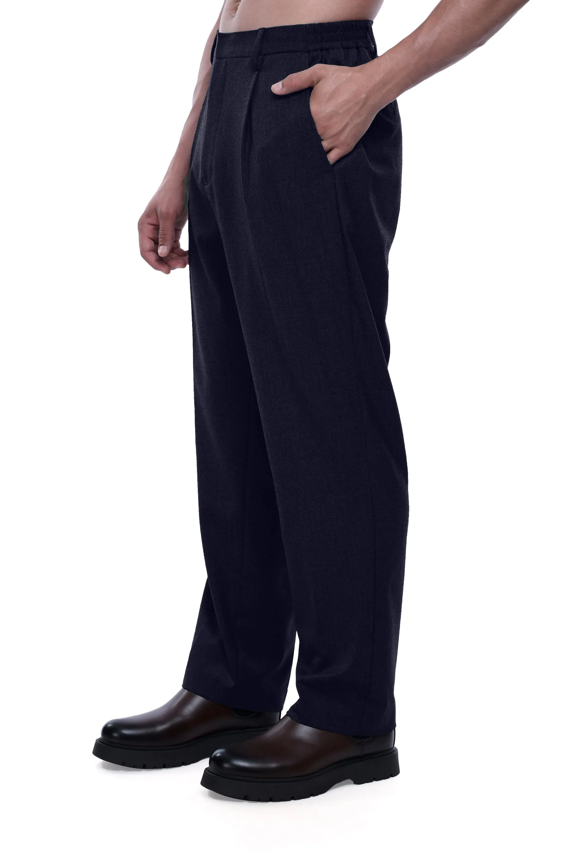EASY IRON RELAXED TROUSERS IN BLUE