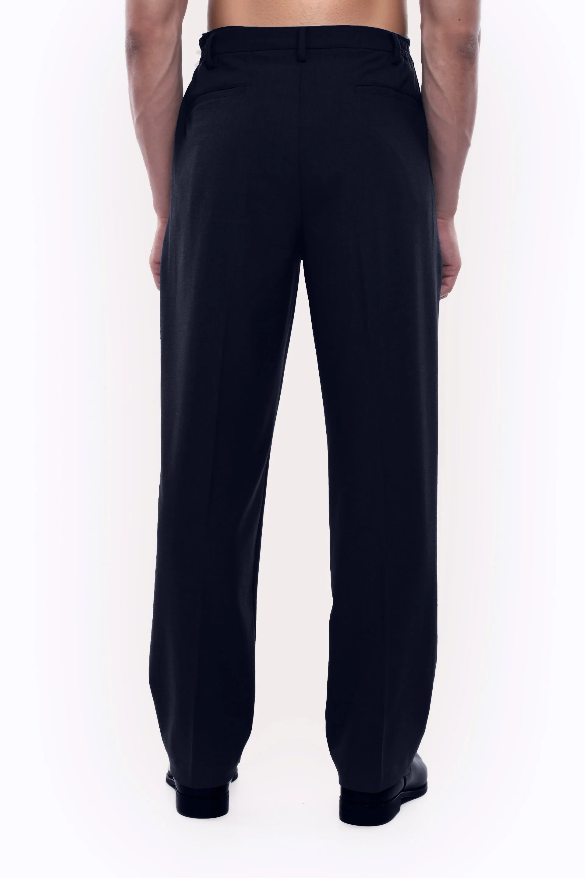 EASY IRON RELAXED TROUSERS IN BLUE
