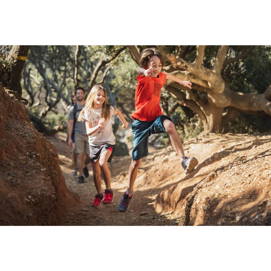 Kid's Hiking T-shirt Age 7-15 - MH100