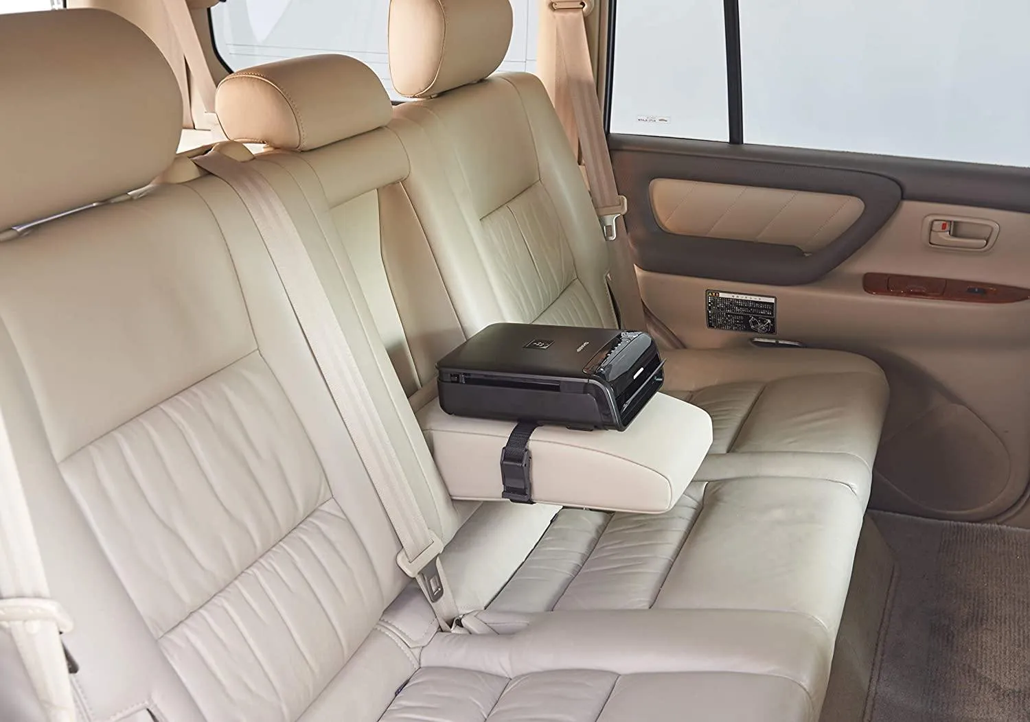 SHARP FP-JC2M-B Car Air Purifier Dual technology of HEPA & Carbon filters