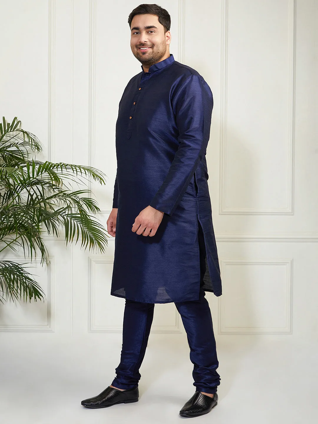 Vastramay Plus Men's Navy Blue Silk Blend Kurta Pyjama Set